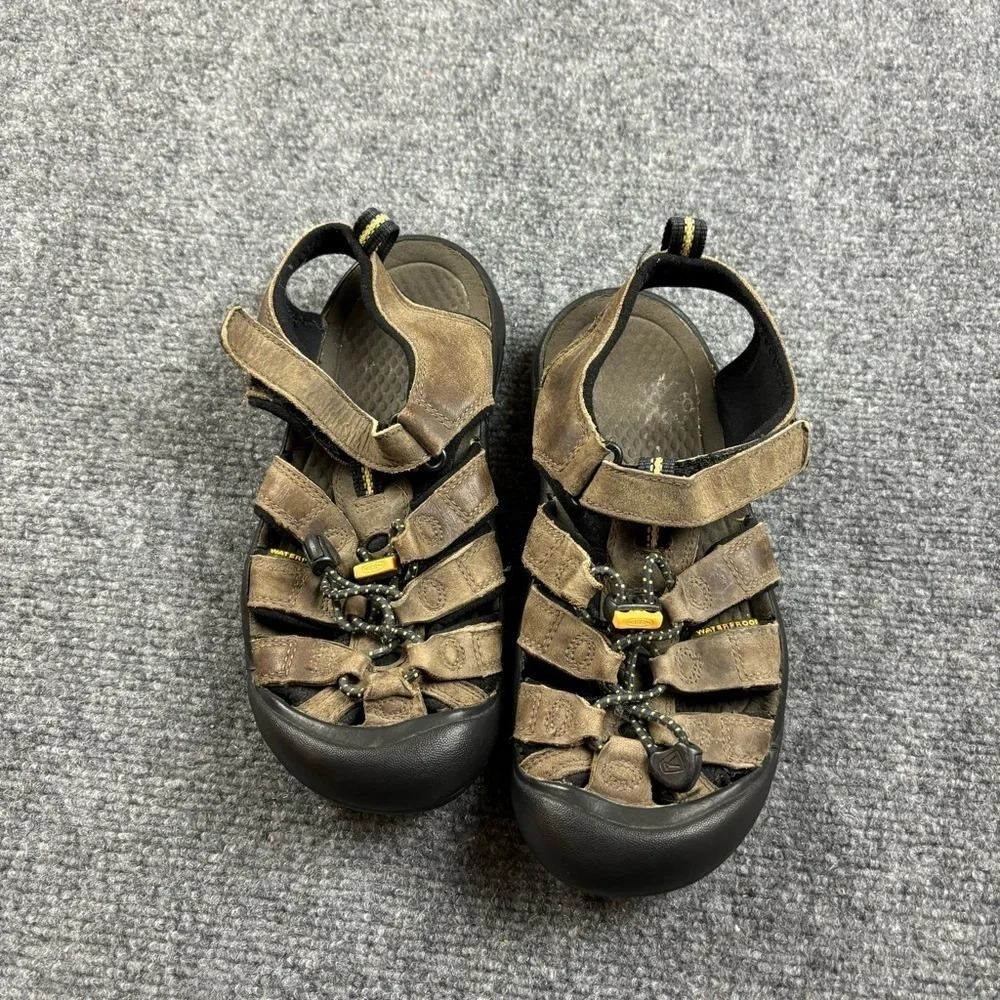 Keen boys brown